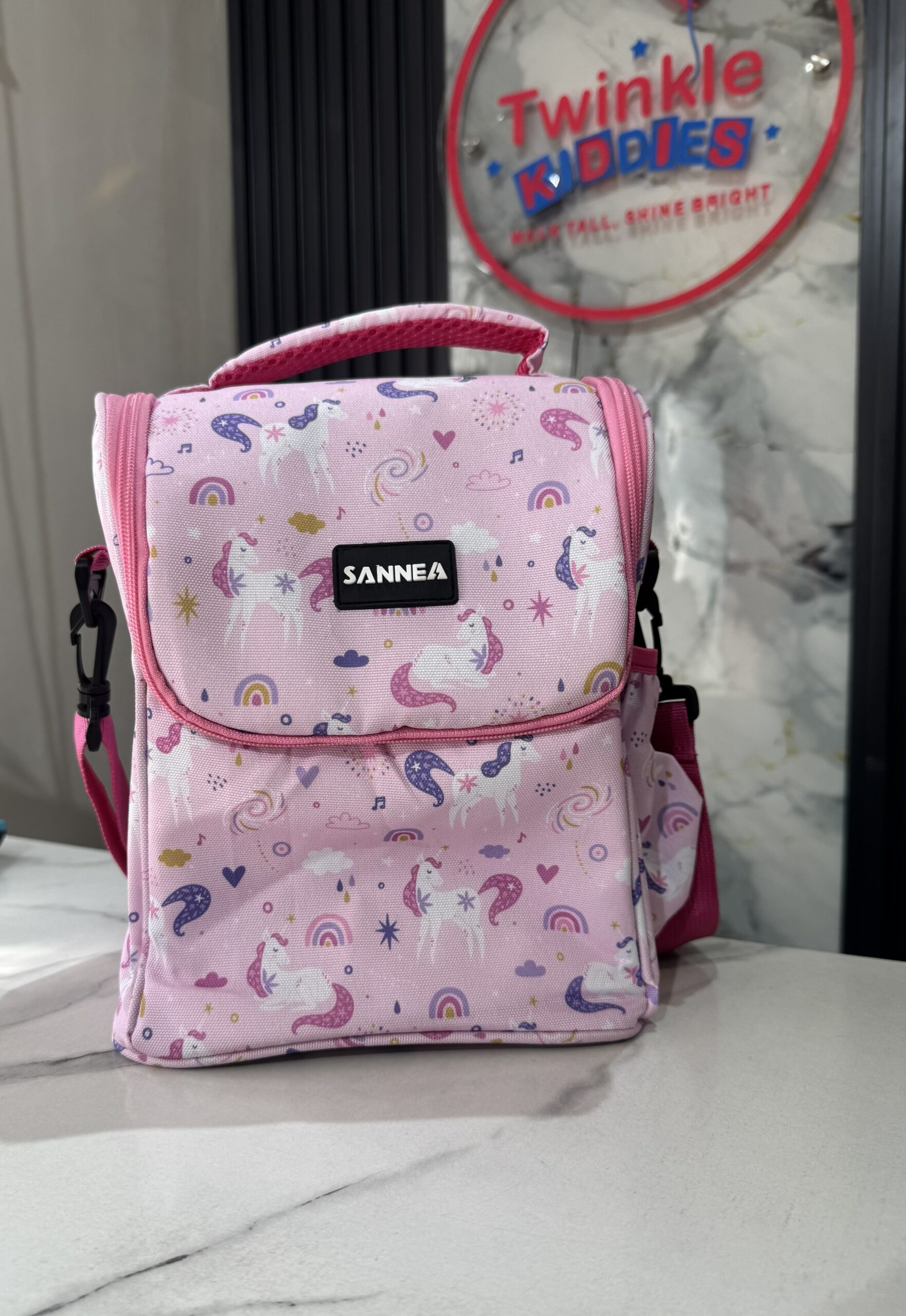Sannea Pink and White Girls Lunch Bag