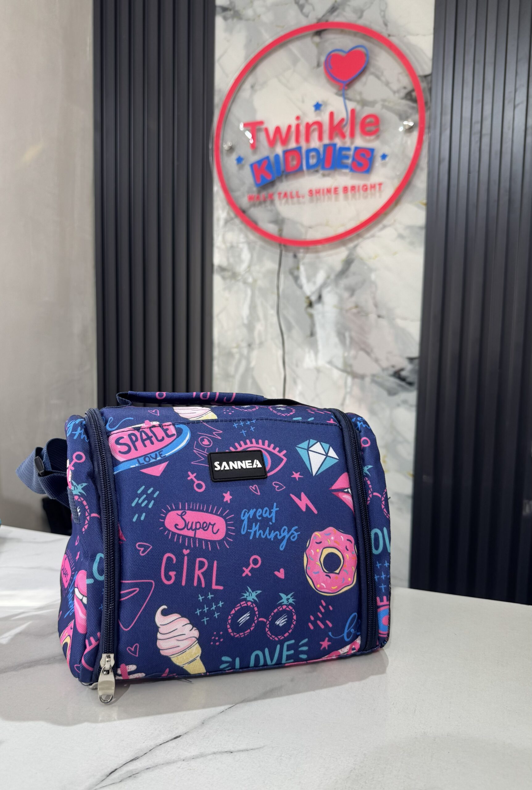 Sannea Blue and Pink Girls Lunch Bag
