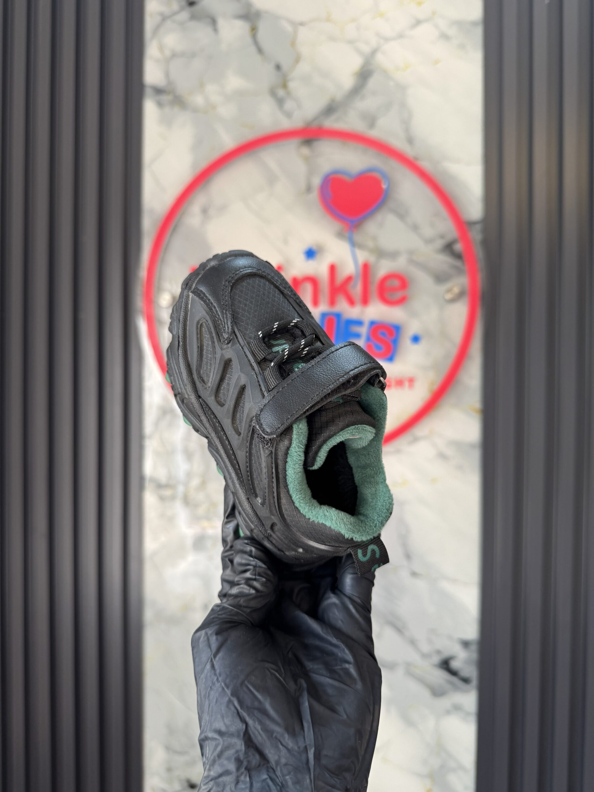 Toddler Black & Green Boys Sneakers