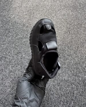 Style 11 Unisex Half Covered School Shoe