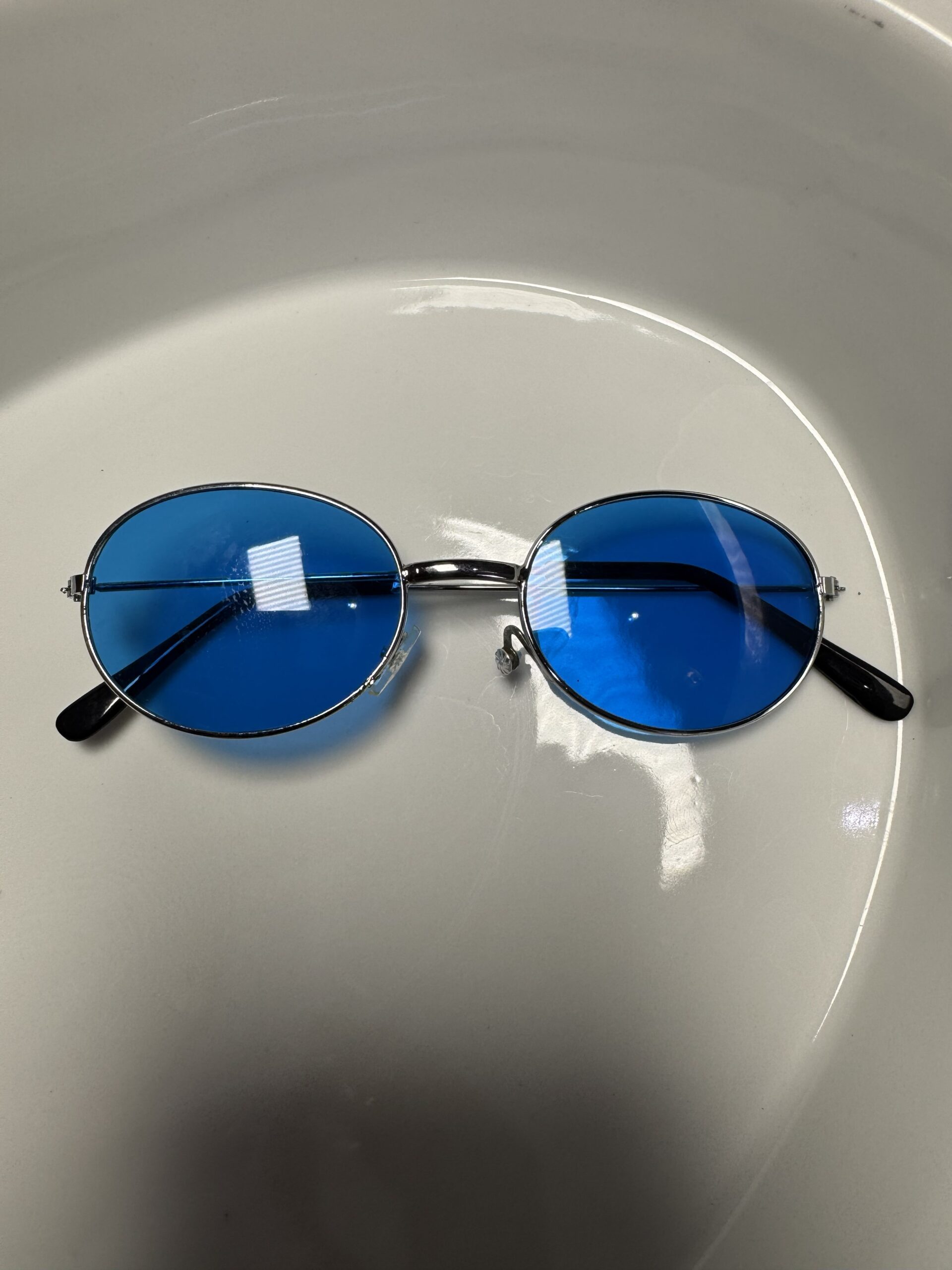 Unisex Multicolour Stylish Fashion Glasses - Image 5