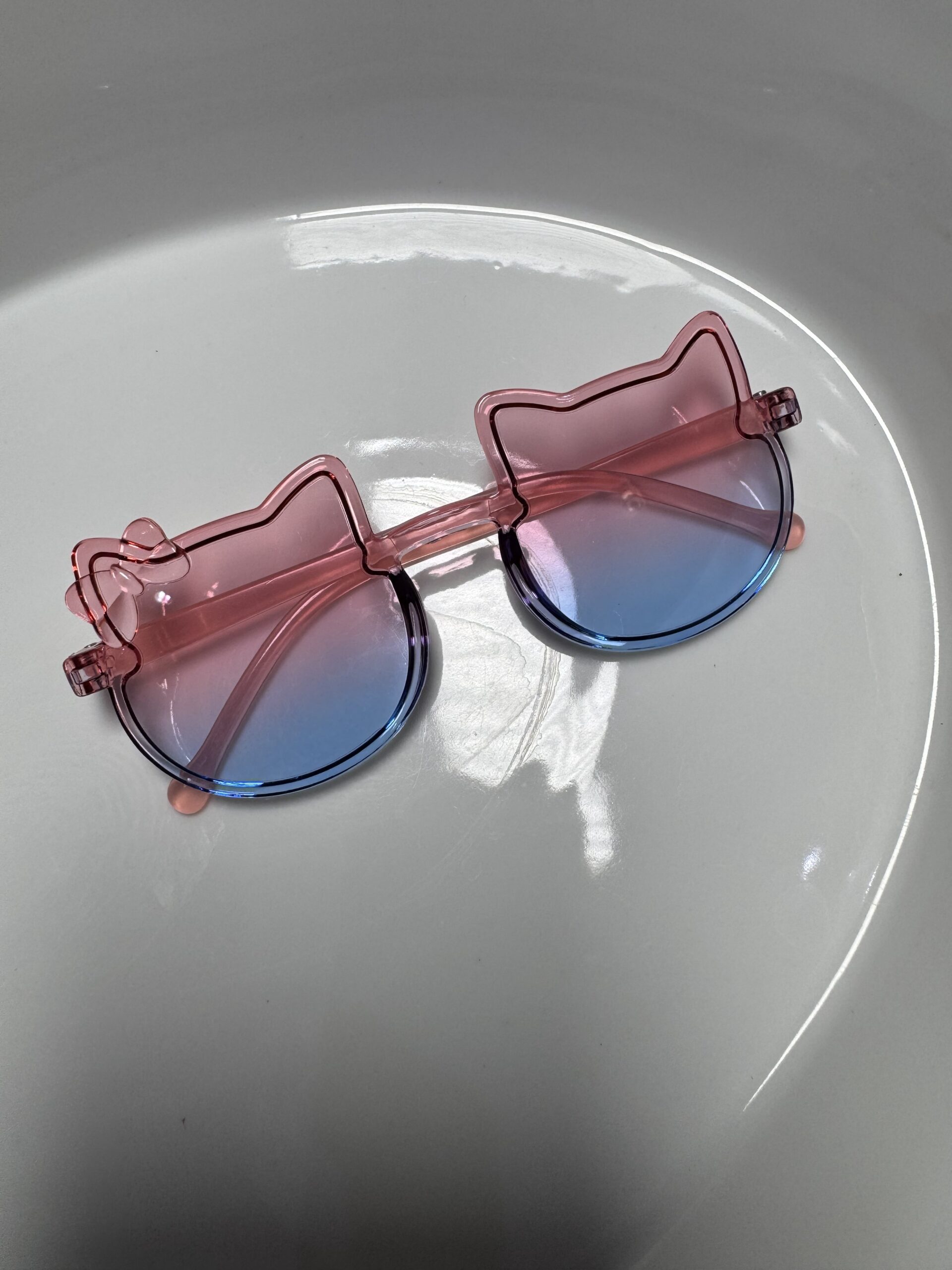 Unisex Multicolour Stylish Fashion Glasses - Image 12