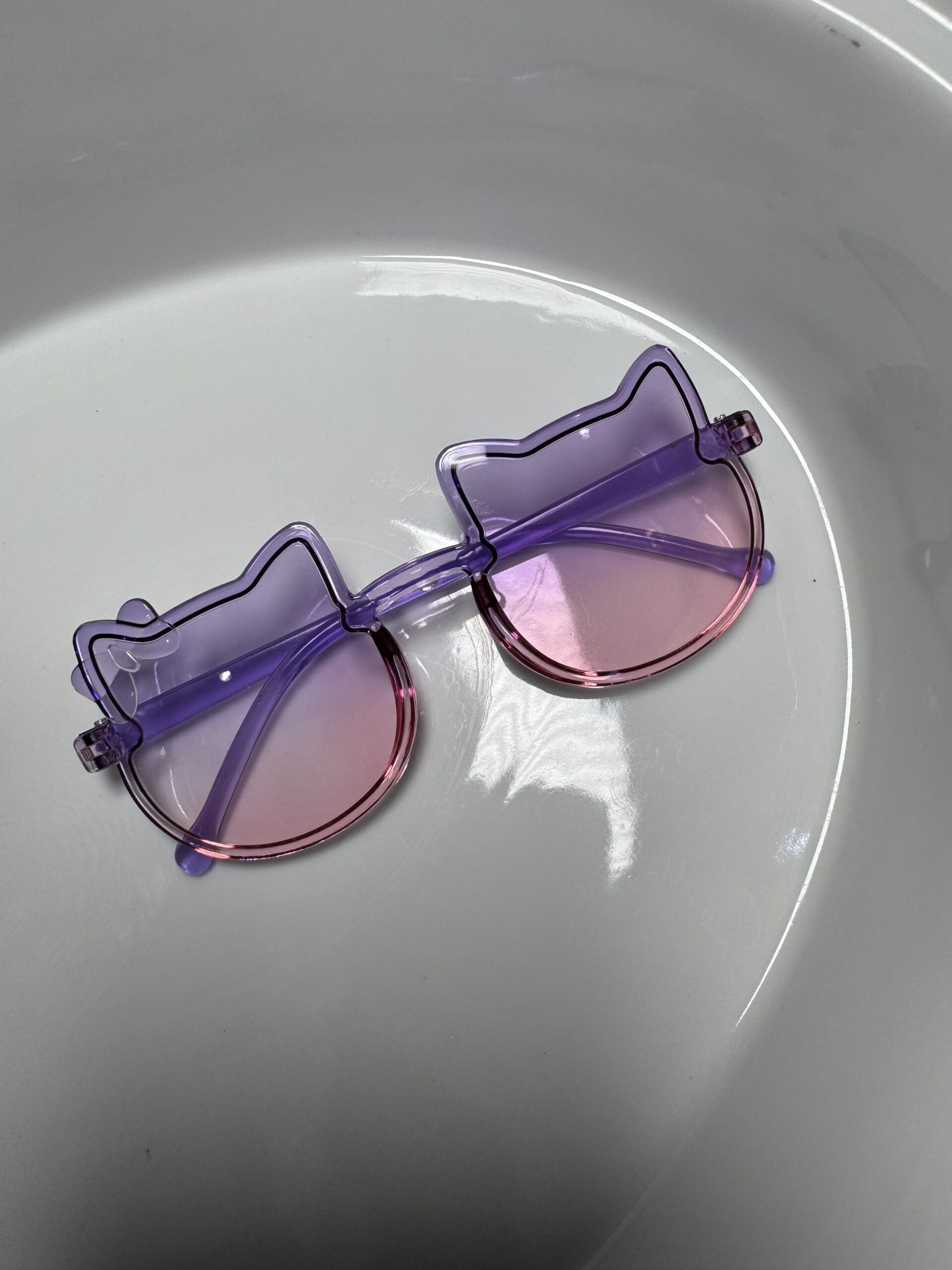 Unisex Multicolour Stylish Fashion Glasses - Image 13