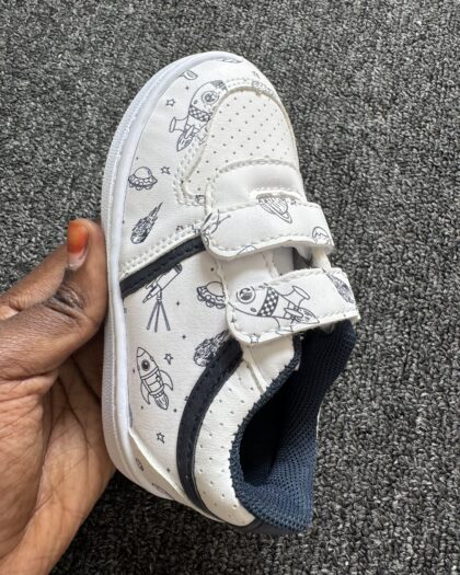 Boutique Standard Blue & White Boys Sneakers