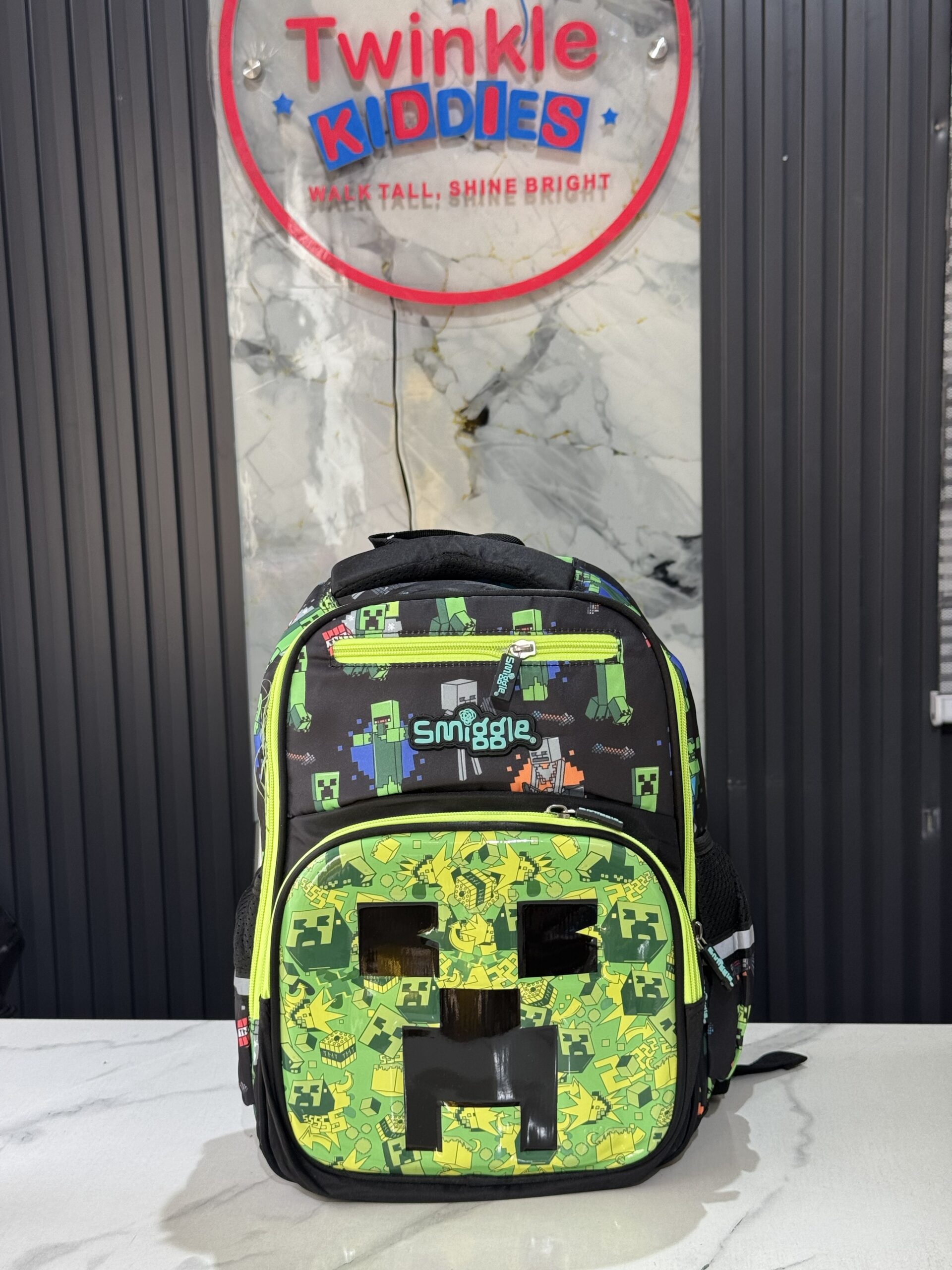 Smiggle Boys Green & Black Small School Bag