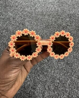 Girls Multicolour Round & Heart Shaped Sunglasses