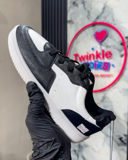 Boutique Standard Black & White Boys Sneakers